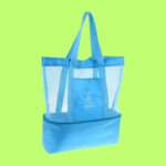 Bolsa térmica Termobeach disponível nas cores azul, azul claro, rosa, verde e preta, ideal para atividades ao ar livre e eventos sociais.
